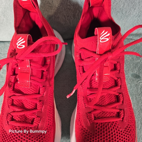 Under Armour Curry Flow 8, specifically in a red and white colorway - Picture 4 of 11